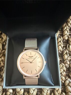 Stainless Steel Mesh Sleek Watch
